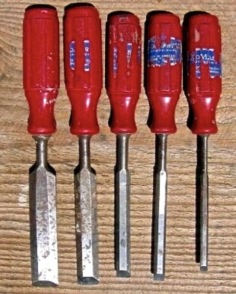 Tecomaster Red Plastic 550px 21